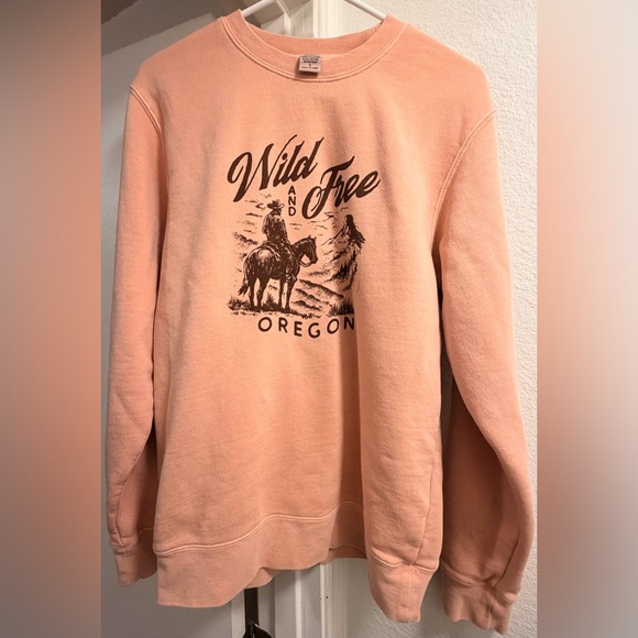 Tops - Wild and Free Oregon Graphic Sweatshirt